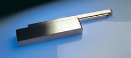 Dorma TS 93 with softline cover in satin stainless steel. Other finishes are available.
