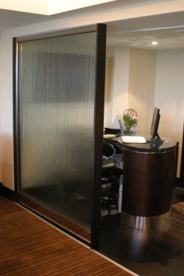 Decorative screen and entrance door